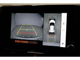 全周囲カメラ：パノラミックビューモニター搭載