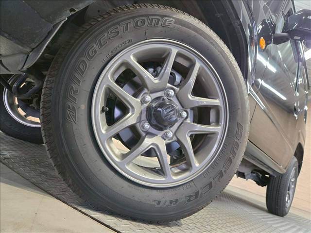 アルミホイールのカスタマイズ可能ですので詳しく店頭スタッフまでお問い合わせ下さい！！