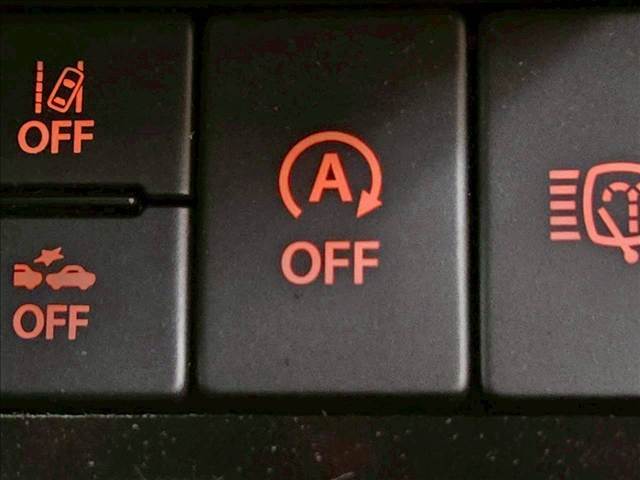 アイドリングストップ搭載！