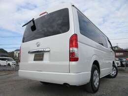 5型ハイエース・ワゴンGL！4WD！寒冷地仕様！トヨタセーフティセンス！1オーナー・禁煙！走行4.2万キロ！10人乗りのワゴンGL4WDをお探しのお客様必見の1台！是非お問合せ下さい！