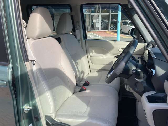 【充実した保証と質の高い整備】中古車は納車前の質の高い整備とメンテナンスが非常に重要です。幅広い保証はもちろん「新車感覚でお乗りいただける」よう、研修をうけた質の高い整備を納車前に実施しています☆