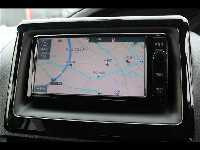 簡単操作のナビ付！　目的地まで道に迷う心配も無くなります！