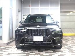 ヤナセステッカー付きのお車をBPS世田谷よりご案内いたします。