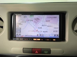 ★社外メモリーナビゲーション＆フルセグTV付きでCD＆DVD再生機能も付いてますので長距離のドライブも快適です♪詳細などお問い合わせは通話無料　0078-6002-854810　まで★