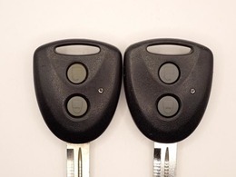 ★キーレスエントリー付きですのでドア開閉もラクラク便利です♪またポイント5松本店では保険のディーラー特級代理店もおこなっておりますので万が一の事故対応も安心です。板金修理・代車貸与ももちろん承ります♪