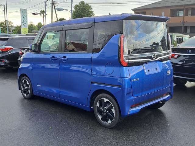 全展示車クリーニング済！専門スタッフによる徹底したクリーニングですので内装もきれいで安心！お子様がいらっしゃる方にも安心してお乗り頂けるお車です！