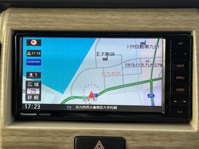 WECARSの店舗にはキッズコーナーがございます！お子様連れのお客様もごゆっくり車選びをお楽しみいただける空間です！