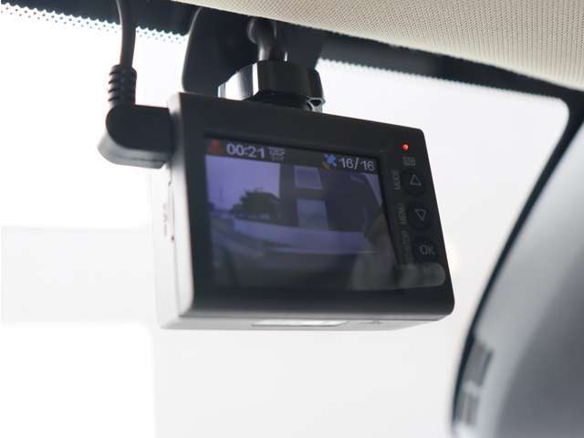【LAGOM with VOLVO　ボルボのある、ちょうどいい暮らし。】LAGOM（ラーゴム）とは、「自分にとって、多すぎず、少なすぎず、ちょうどいいバランス」という意味があるスウェーデンの言葉です。
