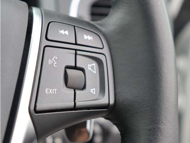 納車前整備費用は車両本体価格に含まれており、別途ご請求することはございませんのでご安心下さい。