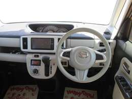 お客さまに「安全」と「安心」をお約束し、トータルなサービスをご提供させていただいております。整備はもとより、お車の購入から定期点検・車検・鈑金・保険まで、あらゆるサービス等の情報を提供いたします。