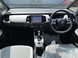 【インパネ全体】全方位で視界が広く、高い目線で運転もしやすいです！