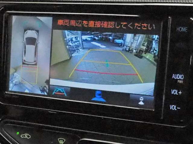 バックカメラ付いています。車庫入れが苦手な方も安心ですね