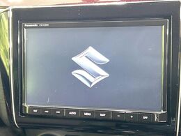 【純正8型ナビ】人気の純正ナビを装備。オーディオ機能も充実しており、Bluetooth接続すればお持ちのスマホやMP3プレイヤーの音楽を再生可能！毎日の運転がさらに楽しくなります！！