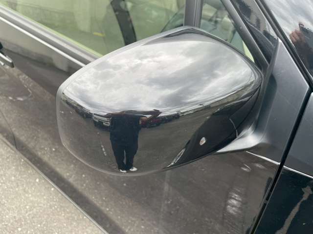 ☆安全装備・衝突軽減ブレーキ付のお車も多数ご用意しております☆詳しくは営業スタッフご相談下さいませ♪