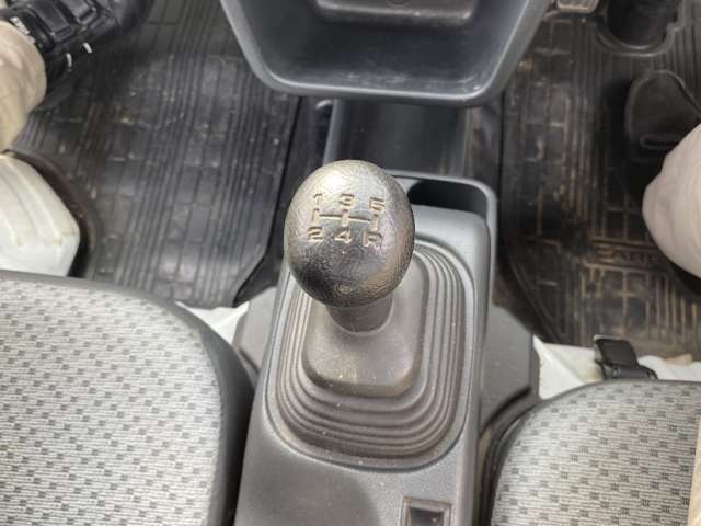 5速MT車