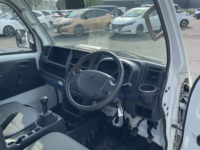 視界が良く　運転し易い車両です　是非、お試し下さい！
