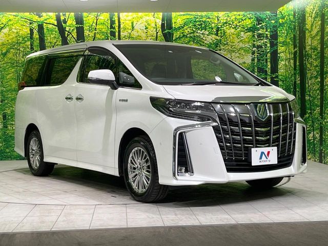 大好評のボディコーティング「弾スプラッシュコート」もご納車までに施工可能。通常のガラスコートと異なる、耐久年数6年の無機質ガラスコーティングが、ボディをキレイな状態に保ってくれます。