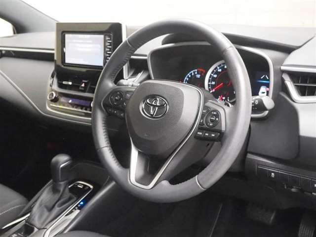 見通しのよいすっきりとした視界で、誰でも運転しやすいです。運転のしやすさは疲れにくさにも繋がりますよ♪