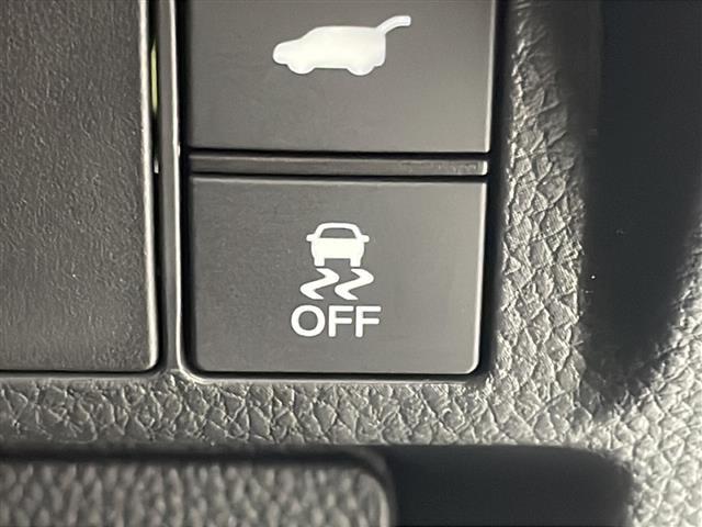 【運転席操作部】快適なドライブを楽しむための機能が装備されています！運転席から触れるので、使いやすいです！除菌プランいれていただくと、さらに清潔で安心していただけます！