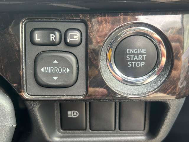 【運転席操作部】快適なドライブを楽しむための機能が装備されています！運転席から触れるので、使いやすいです！除菌プランいれていただくと、さらに清潔で安心していただけます！