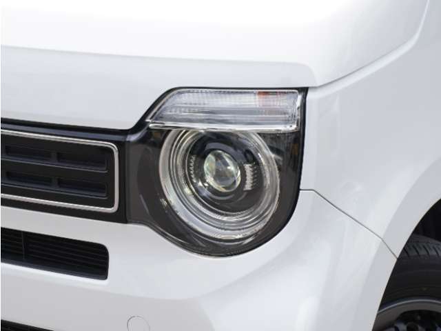 【ヘッドライト】省電力で長寿命の明るく運転しやすいLEDヘッドランプです。明るく照らすので暗い夜道からお客様を守ってくれます。お近くのホンダカーズ総社までお越しください。