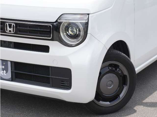【ヘッドライト】省電力で長寿命の明るく運転しやすいLEDヘッドランプです。明るく照らすので暗い夜道からお客様を守ってくれます。お近くのホンダカーズ総社までお越しください。