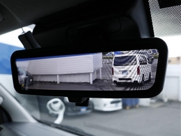 デジタルインナーミラー☆ 後方視界もとてもクリアに写ります♪