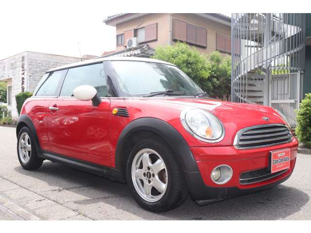 お車を買うということは購入の時にかかる代金だけではありません。その後の維持費なども考えておく必要がございます。