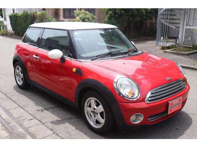 お車を買うということは購入の時にかかる代金だけではありません。その後の維持費なども考えておく必要がございます。