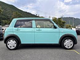 自社陸運局指定工場完備！国家資格車検検査員資格を持った整備士による整備。ステレオ、エアコン等走行に関係のない所も不具合箇所があれば修理してお渡しいたします。