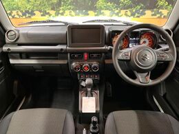 グループ総在庫数約30，000台！！全国の系列店からメーカー・車種問わずご紹介出来るので、あなたにピッタリのお車が見つかるはずです♪まずはお問い合わせ下さい☆