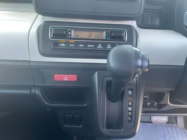 手頃な軽自動車を50台規模で取り揃えております♪