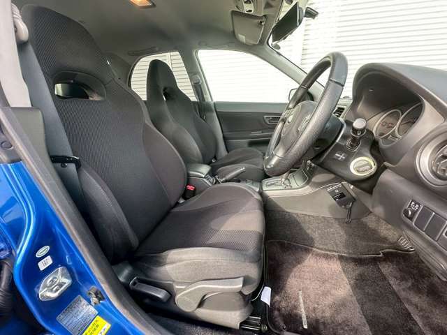 スバル インプレッサスポーツワゴン 2.0 WRX 4WD 2004年 6.8万