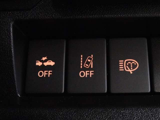 スズキの衝突被害軽減ブレーキを搭載しています。