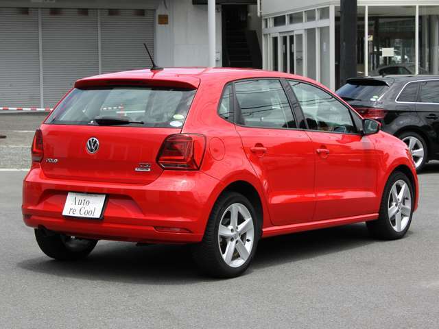 下取りがある場合は、国産車輸入車問わず高価買取を行っておりますので、お気軽にご相談下さいませ。