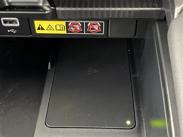 【運転席操作部】快適なドライブを楽しむための機能が装備されています！運転席から触れるので、使いやすいです！除菌プランいれていただくと、さらに清潔で安心していただけます！