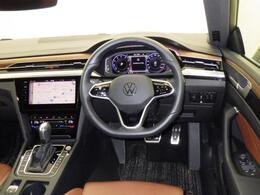 輸入車ならではの、細部まで作り込まれた、洗練されたデザインです。運転席からの視界は、店頭にてお客様ご自身の目でお確かめください.