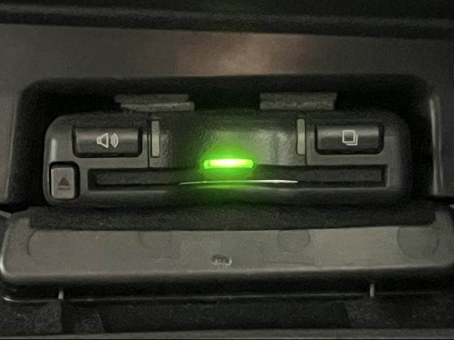 【ETC】で高速道路もスムーズに乗り降り可能で、ご納車直後からの遠距離ドライブも可能です。