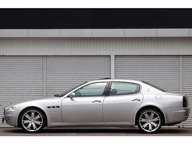 【たいき】マセラティクワトロポルテ4.2 2007年式スポーツＧT 部品 たいき】マセラティクワトロポルテ4.2 2007年式スポーツGT 部品