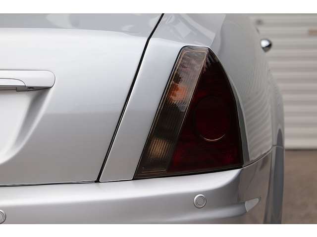 【たいき】マセラティクワトロポルテ4.2 2007年式スポーツＧT 部品 マセラティクワトロポルテ4.2 2007年式スポーツGT 部品（触媒