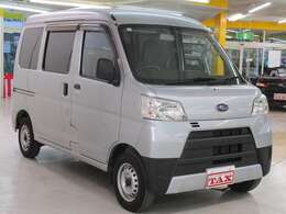 当社の買い取り車両です。ユーザー様より買い取りさせて頂いた車両を直接販売させて頂いておりますので、中間マージン等余計な経費がかかりません。