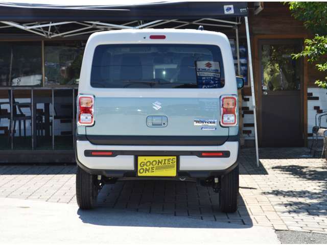「話しやすい」「相談しやすい」と評判の接客対応！車選びがもっと楽しくなるお手伝いを、スタッフ一同心がけています。