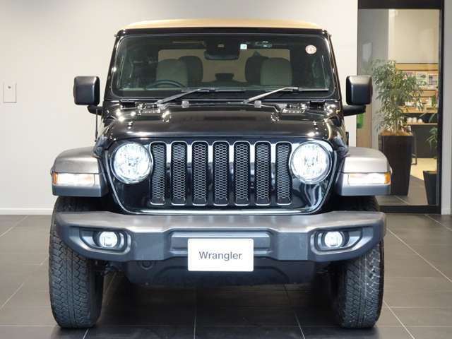 JEEP伝承のセブンスロットルグリル！