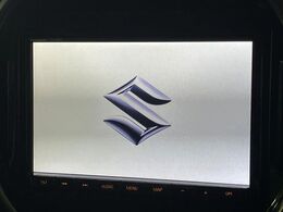 【純正8型ナビ】人気の純正ナビを装備。オーディオ機能も充実しており、Bluetooth接続すればお持ちのスマホやMP3プレイヤーの音楽を再生可能！毎日の運転がさらに楽しくなります！！