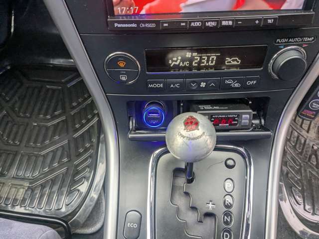 スロットルコントローラー