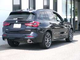 名鉄AUTOオリジナルコーティングMコートをはじめウインドフィルム施工、ドライブレコーダー取付、BMWパフォーマンスアクセサリーなど各種承ります。