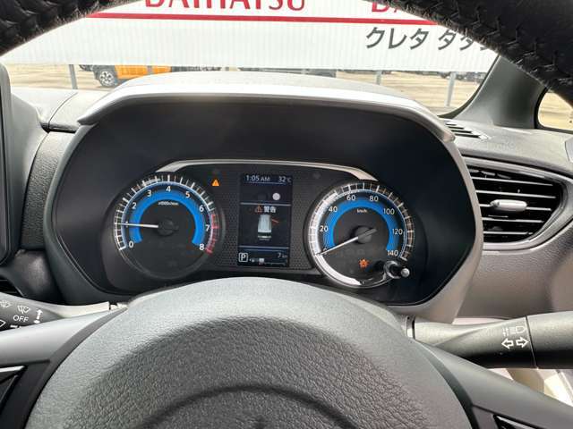 新車から登録（届出）済未使用車、中古車の幅広い在庫台数と軽パークのカーライフアドバイザーでお客様のニーズにピッタリの一台をご提案します！