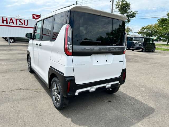 国交省の代わりに車検認定ができる「陸運局指定工場」の資格をもっており、熟練の整備士や国家資格を持った整備士が揃ってます！