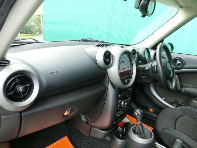 ☆ダッシュ廻りも綺麗な状態が保たれており、べたつき等も御座いません☆