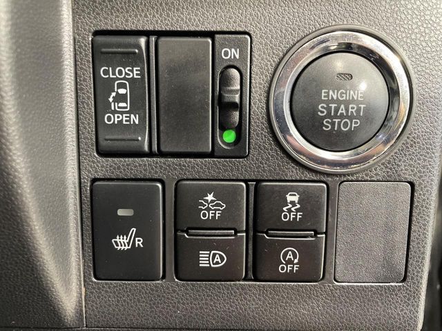 【パワースライドドア】スマートキーや運転席のスイッチでスライドドアの開閉が可能♪電動だから力を入れてドアを開ける必要が無く、小さいお子様でも、重い荷物を持っている時もラクに開け閉めできます♪